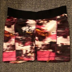 Lululemon Athletica Multicolor Active sport Shorts new 8